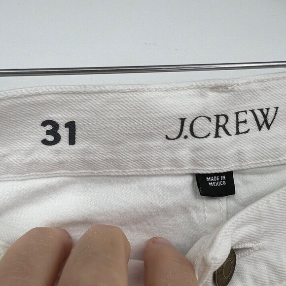 Relaxed denim short in white raw hem woman's size 31 new with tag - Picture 7 of 15